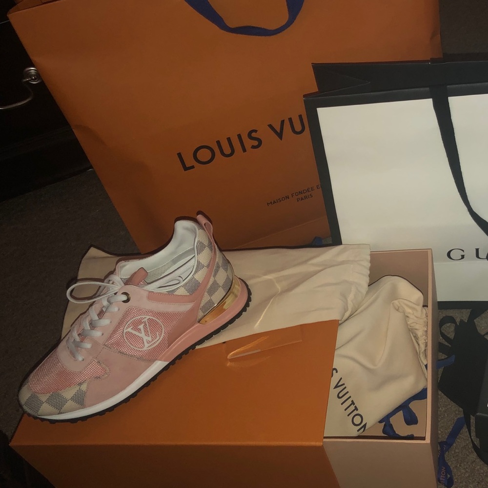 Louis Vuitton Sneakers great condition